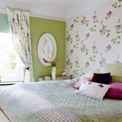 curtains to match wallpaper