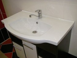 installation of the washbasin on the cabinet 3