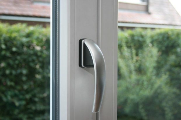 Handles for plastic windows: 6 tips for choosing